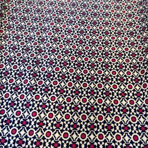 Jones and Co. Women's Capri pants Blue, White and Pink Size 4